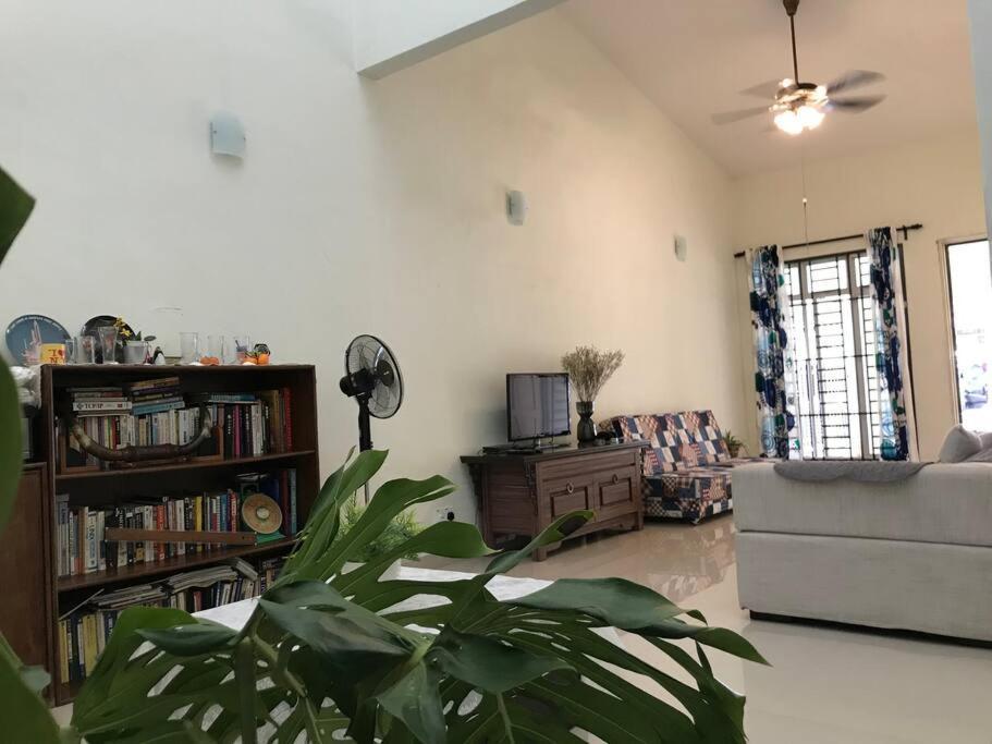 Terrace House Near Stulang Laut Ciq Midvalley Ksl For 7Pax Johor Bahru Luaran gambar