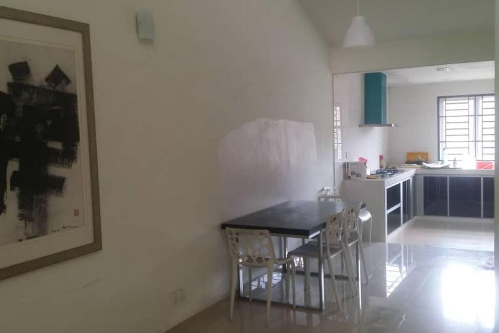 Terrace House Near Stulang Laut Ciq Midvalley Ksl For 7Pax Johor Bahru Luaran gambar